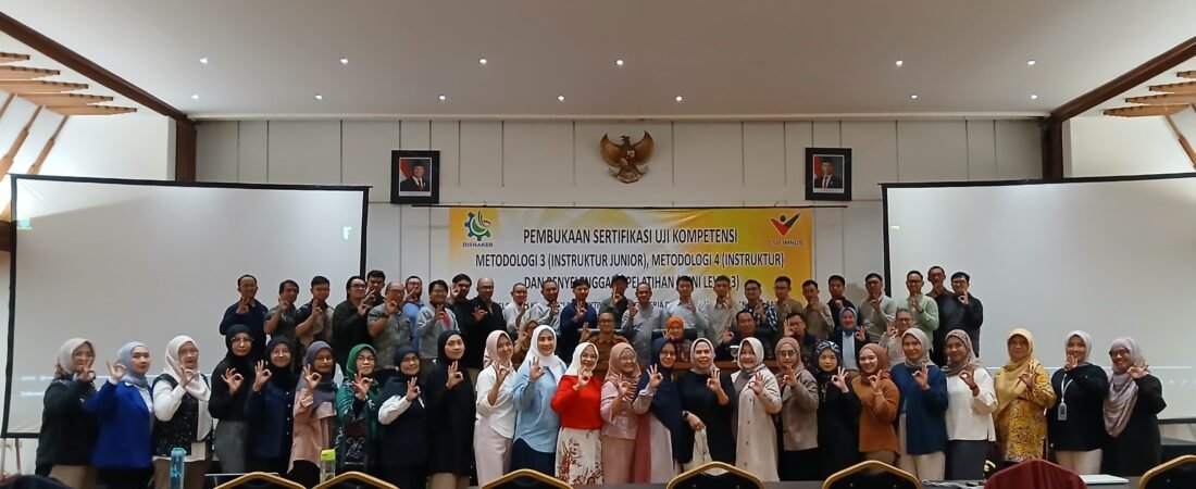 Disnaker Kota Bandung Gelar Pelatihan dan Sertifikasi Metodologi Instruktur Level 3 & 4 serta Penyelenggara Pelatihan